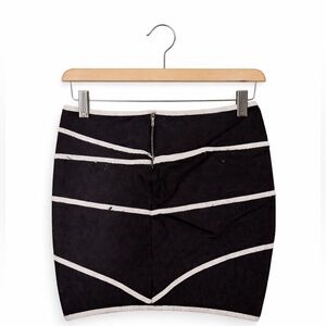 Sine Stylish Black and Gray Women's Skirt